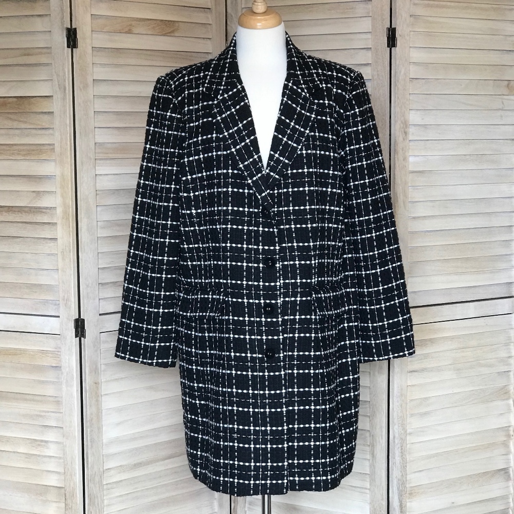 Avenue Black and White Window Pane Plaid Coat 2X
